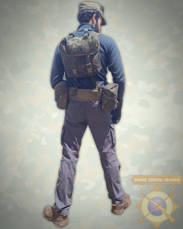 FLECKWEBBING-5 Kit alemán de arnés, tirantes, bolso de asalto y porta cantimploras