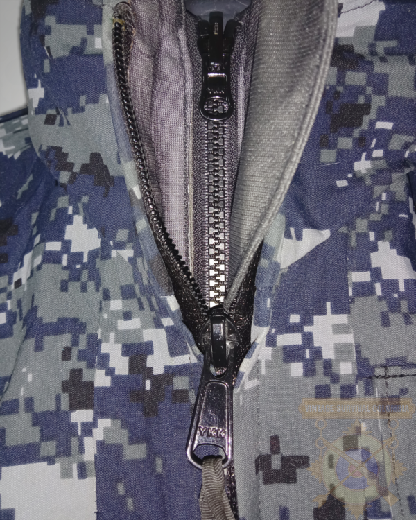 Chaqueta parka americana impermeable de GORETEX camo AOR2 US Navy