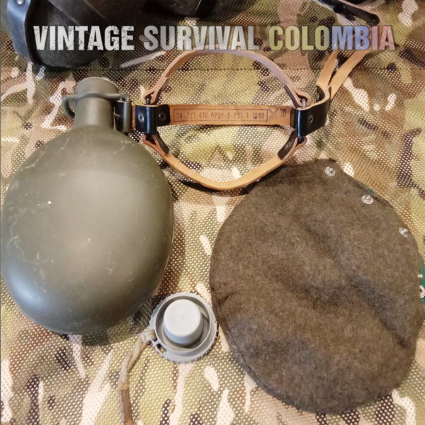 M60CANTEEN-4 Cantimplora de Checoslovaquia modelo M60