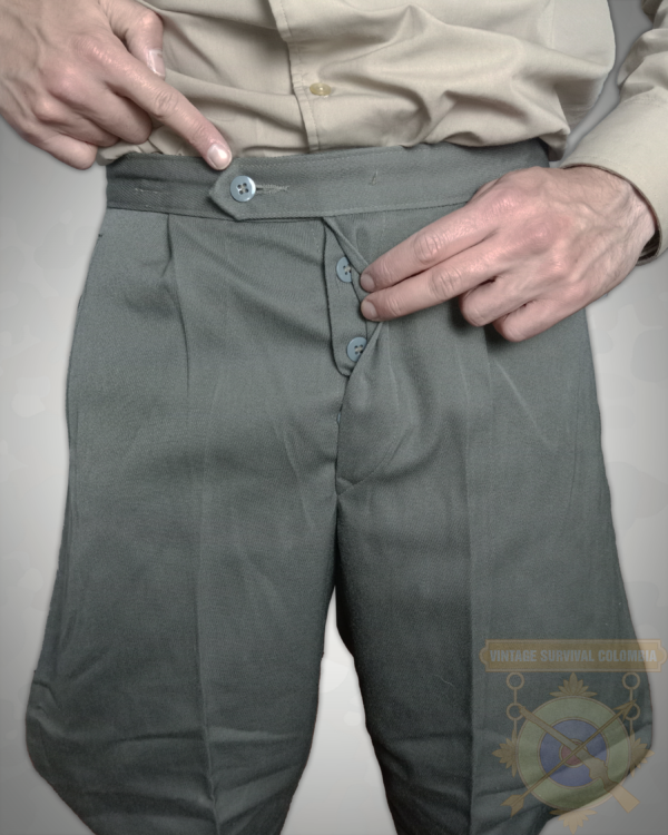 NVABREECHES-6 Pantalones de gabardina de la Alemania Oriental