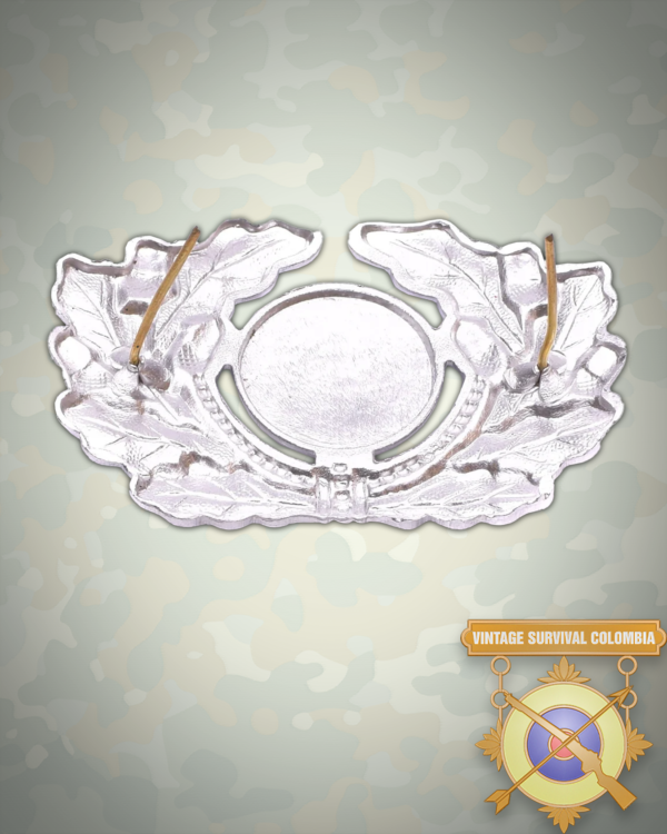 Pin Metálico O Cucarda Militar Oficial De Alemania Oriental