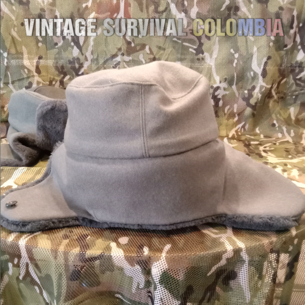 Gorro ushanka soviético de la Alemania Oriental Nazionale Volksarmee