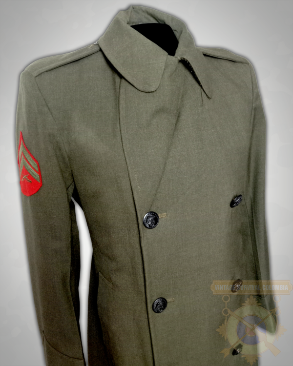 Abrigo militar americano de gabardina de lana de sarga rango de cabo de los US Marines 1979