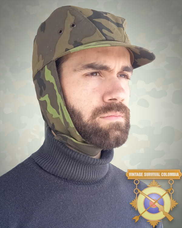 Gorra checa camuflada modelo Vz.95