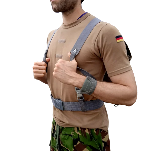 1 Morral de asalto de camuflaje Strichtarn de la Alemania Oriental