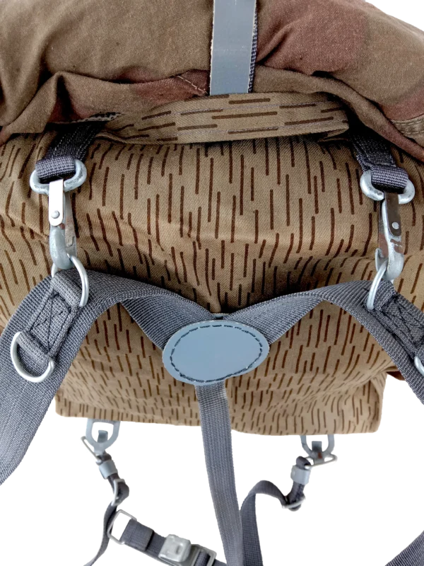 17 Morral de asalto de camuflaje Strichtarn de la Alemania Oriental