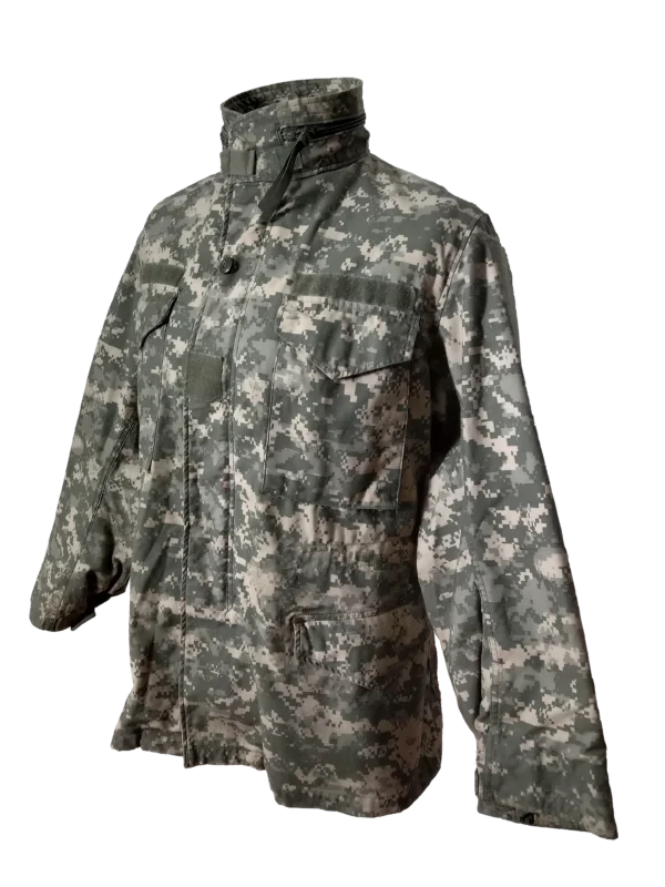 3 Chaqueta field jacket M-65 de camuflaje UCP