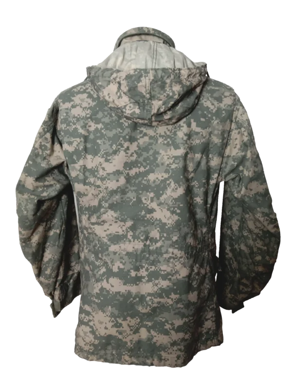 8 Chaqueta field jacket M-65 de camuflaje UCP