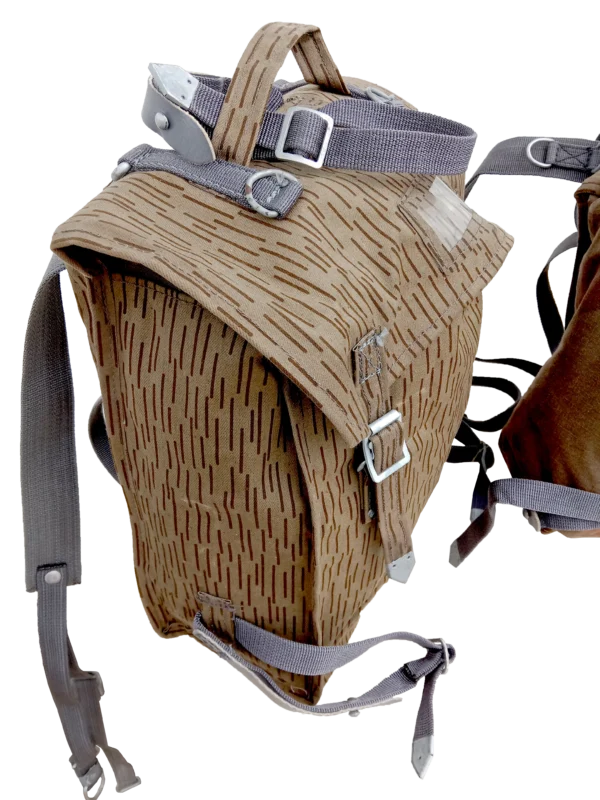 9 Morral de asalto de camuflaje Strichtarn de la Alemania Oriental