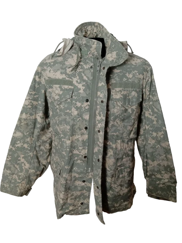 9 Chaqueta field jacket M-65 de camuflaje UCP