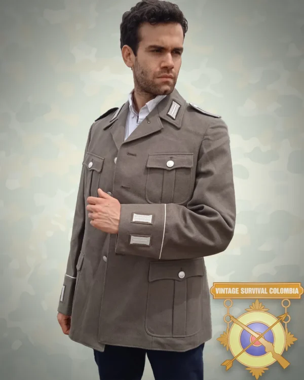 LANA 1 Chaqueta de lana de oficial de la Alemania Oriental