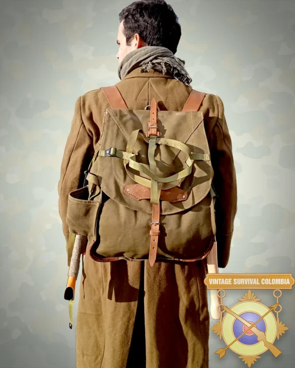 14 Morral rumano soviético de lona y cuero