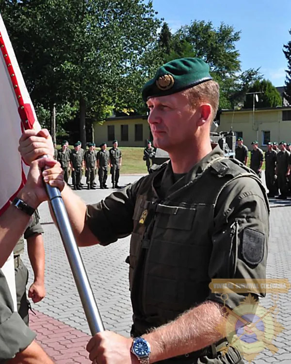 9 Chaqueta guerrera Anzug.03 austriaca