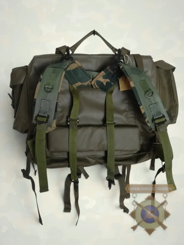 Morral impermeable suizo M.90