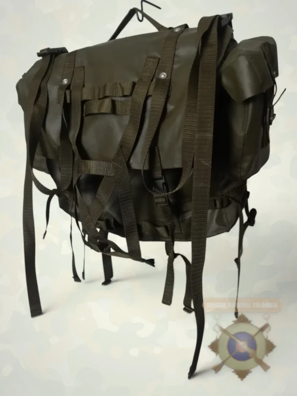Morral impermeable suizo M.90