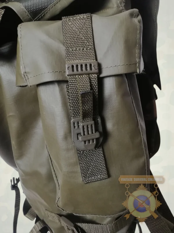 Morral impermeable suizo M.90