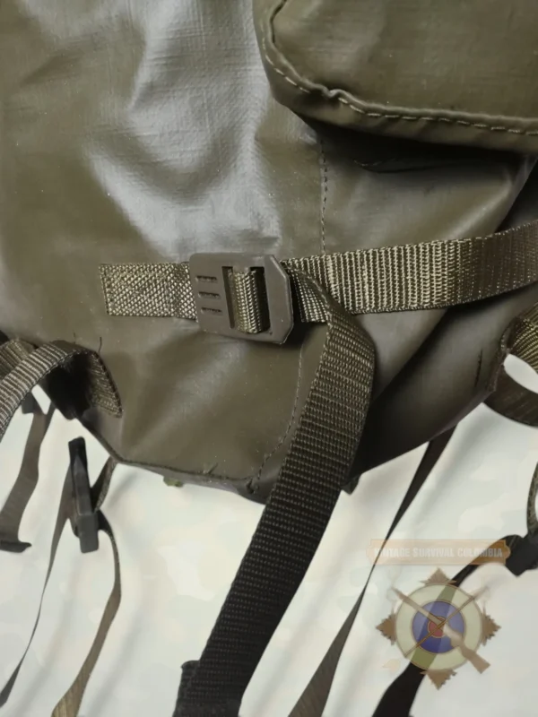 Morral impermeable suizo M.90