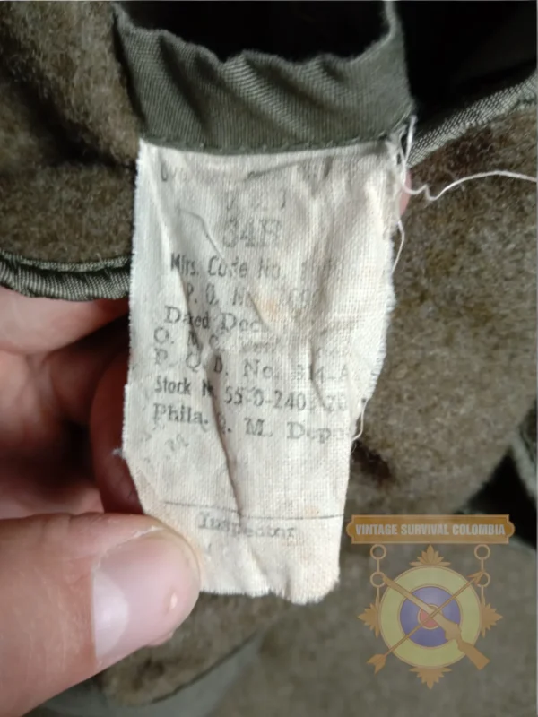 Gabán militar de 1944 para oficiales de Estados Unidos del período de la Segunda Guerra Mundial