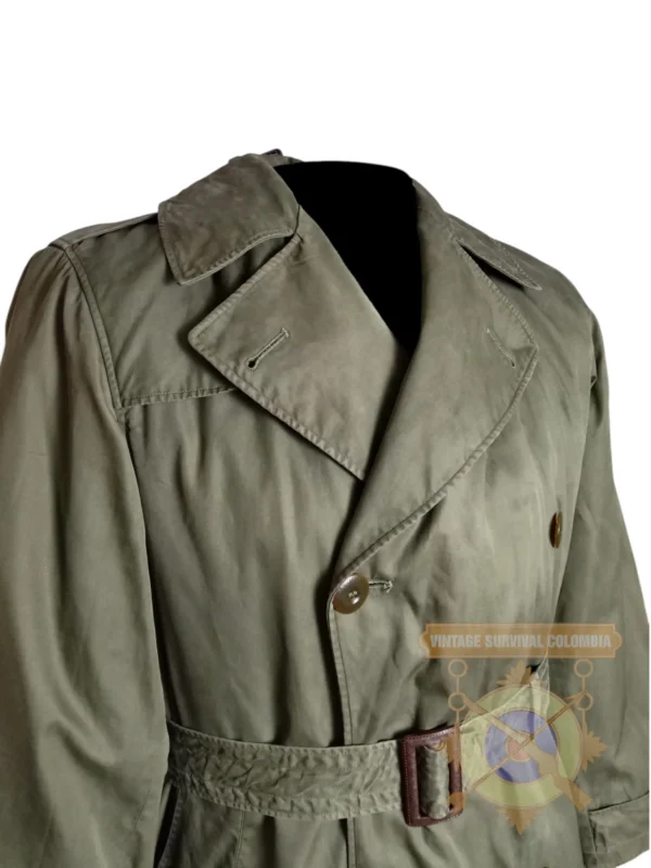 Gabán militar de 1944 para oficiales de Estados Unidos del período de la Segunda Guerra Mundial