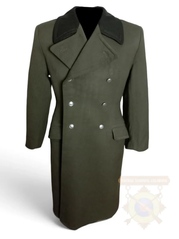1 Abrigo de la Nazionale Volksarmee de la Alemania Oriental